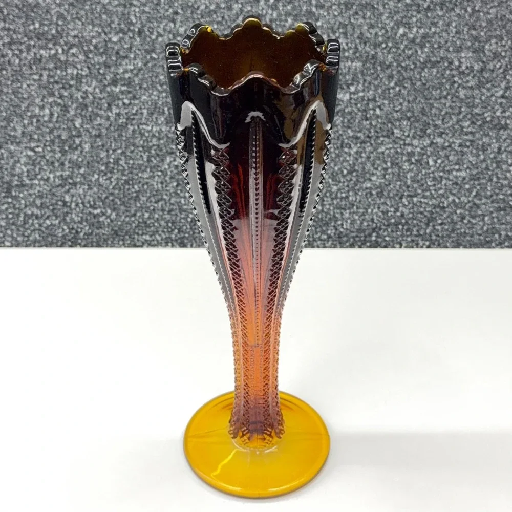 Tiara Exclusive Amber Glass Bud Vase Lasting‎ Grace Pattern 10058 Vintage 9.5in